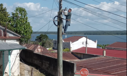 ALUMBRADO PUBLICO MUNICIPAL. San Andrés, Petén.