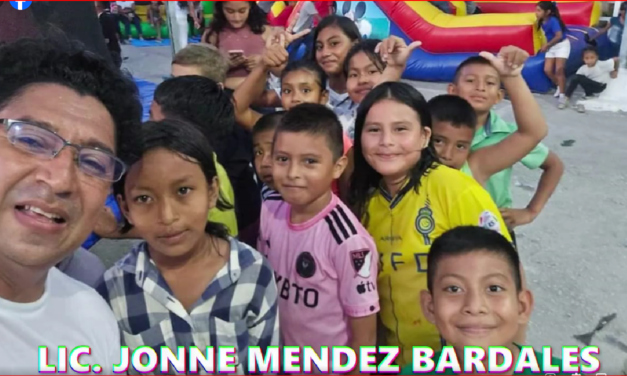 CELEBRACIÓN DEL DIA DEL NIÑO. Cabecera municipal, San Andrés, Petén.