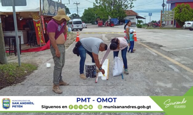 PINTADO DE SEÑALIZACIÓN VIAL HORIZONTAL. San Andrés, Petén.