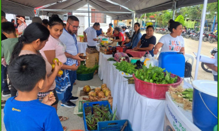 Alcalde Municipal Agradece a Vecinos Por su Participación en la Feria Agrícola