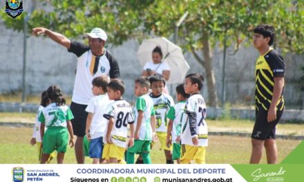 FUTBOL BASE DE PETÉN.