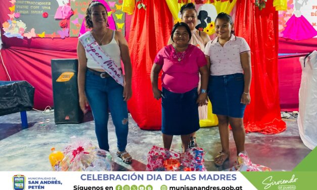 CELEBRACIÓN DEL DÍA DE LAS MADRES .