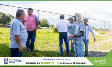 SUPERVISIÓN DE AVANCES EN LA CANCHA DEL BARRIO EL CENTRO