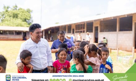 Comprometidos con la Educación en la Laguna del Tigre