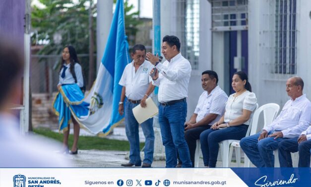 Inician Festividades Patrias Frente al Antiguo Palacio Municipal