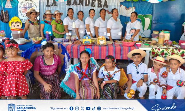 2do Festival Interescolar del distrito 17-04-01 de San Andrés, Petén.