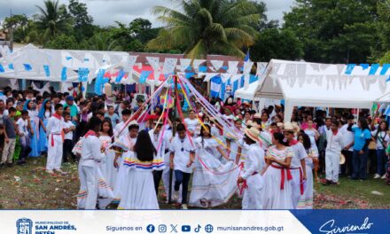 ¡El Festival Intercultural-Interescolar llegó a Sacpuy!