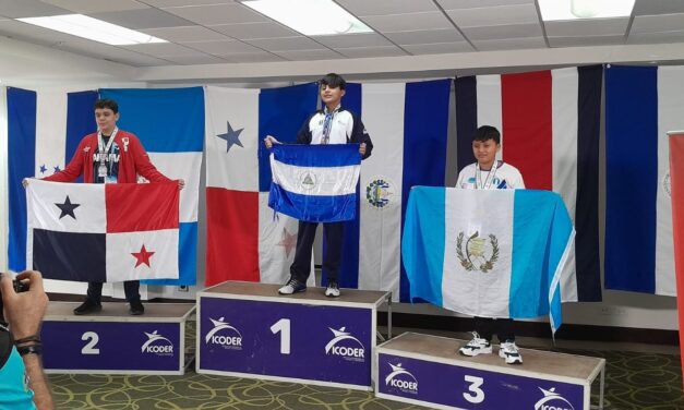 Felicidades por su destacada Participación en el Deporte de Ajedrez
