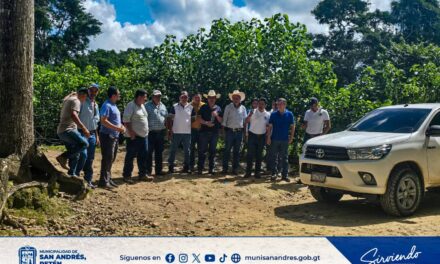 Supervisan Pasos de Agua Para Mejoramiento Vial