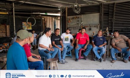 Municipalidad y Comunitarios se Reúnen Autoridades de la Zona Vial de Caminos