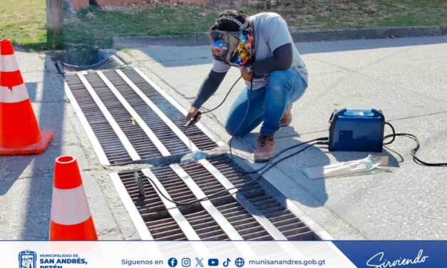 REPARACIÓN DE REJILLAS DE ALCANTARILLADO EN EL BARRIO NORTE 🛠️🚧