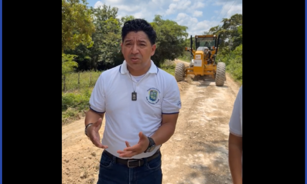 SUPERVISIÓN CARRETERA RUTA SACPUY CENTRO CAMPESINO.