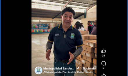 🌸 En vísperas del Día de las Madres el Sr. Alcalde Atiende Solicitudes de Diferentes Escuelas