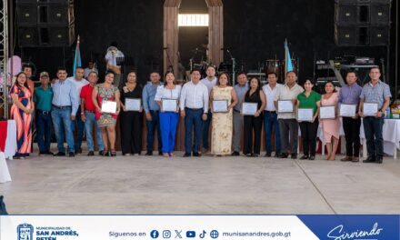 📚✨ Homenaje a quienes educan con vocación.