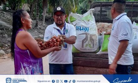 🌱 Impulsando la agricultura regenerativa para fortalecer a las familias.