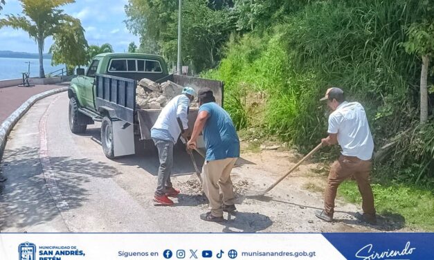 PASO HABILITADO EN LA CALLE LITORAL AL LAGO
